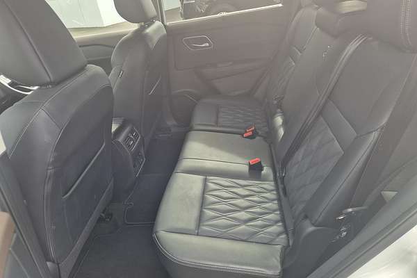 2025 Nissan X-TRAIL Ti-L T33