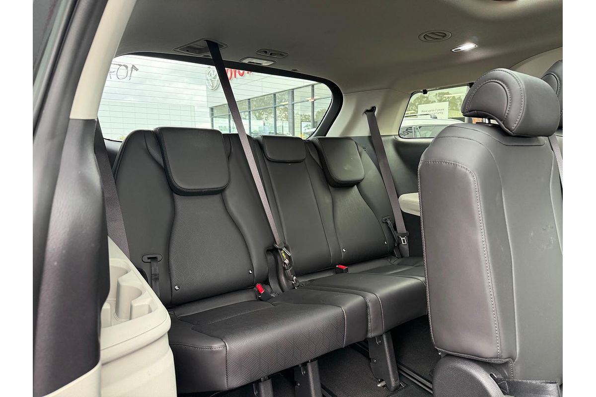 2023 Kia Carnival Special Edition KA4