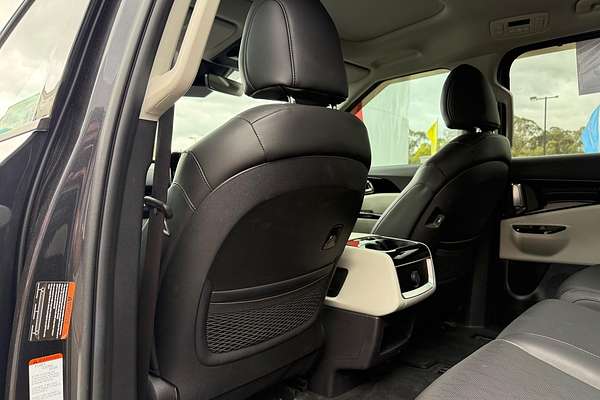 2023 Kia Carnival Special Edition KA4
