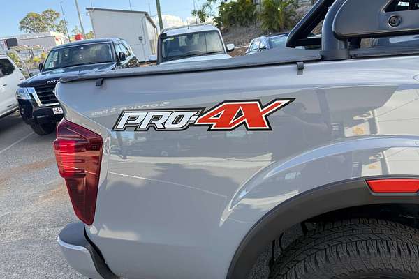 2024 Nissan Navara PRO-4X D23 4X4