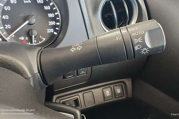 2021 Nissan Navara ST D23 4X4