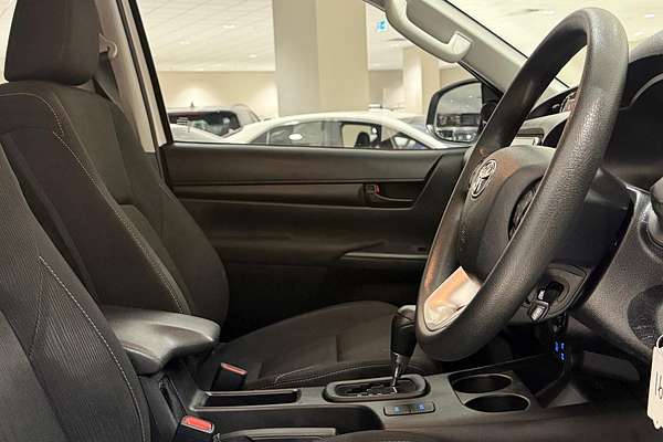 2022 Toyota Hilux SR GUN126R 4X4