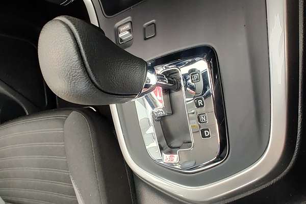 2021 Nissan Navara ST D23 4X4