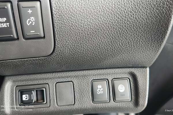 2021 Nissan Navara ST D23 4X4
