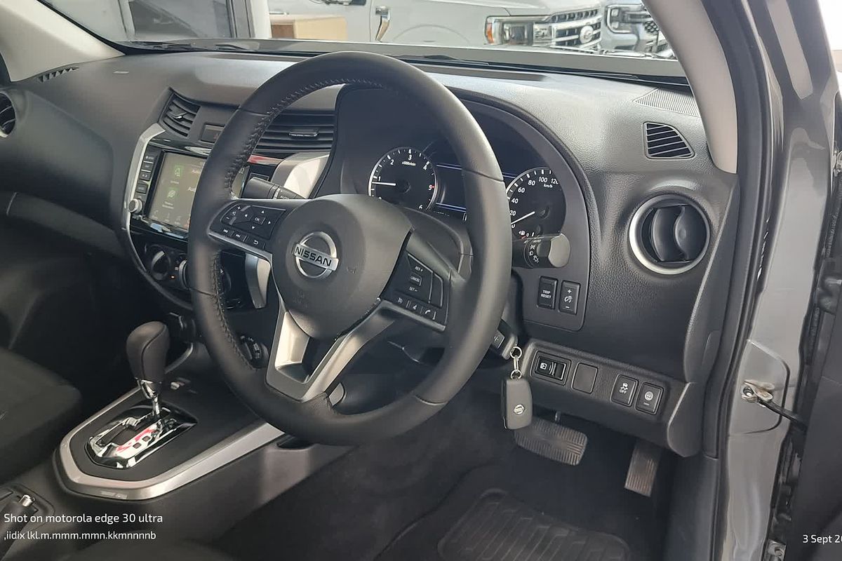 2021 Nissan Navara ST D23 4X4