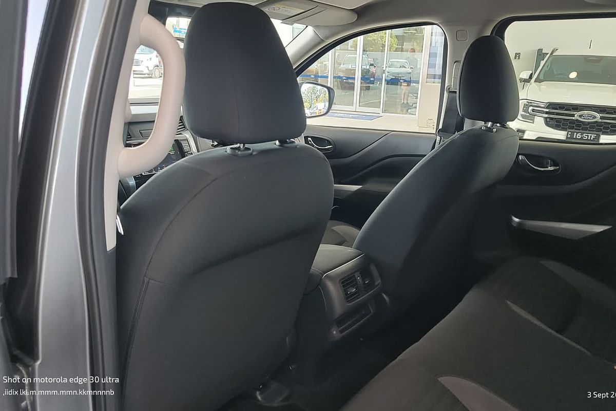 2021 Nissan Navara ST D23 4X4