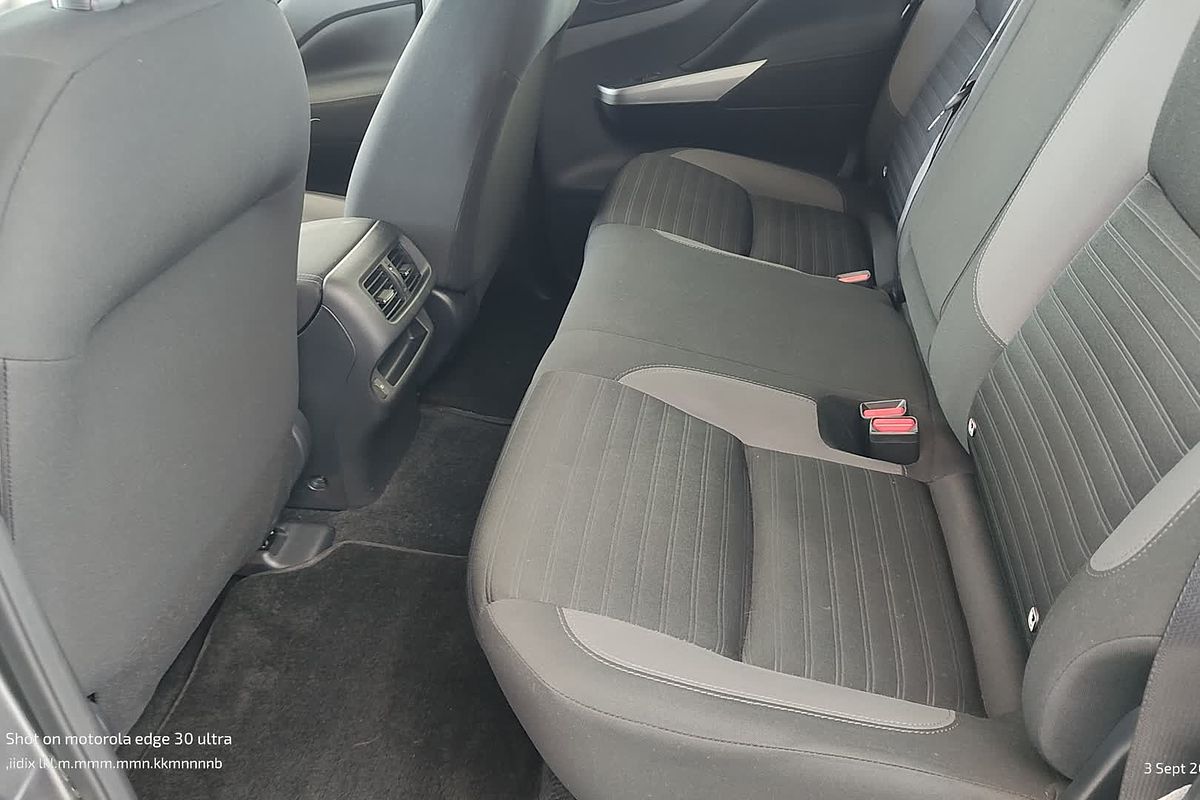 2021 Nissan Navara ST D23 4X4