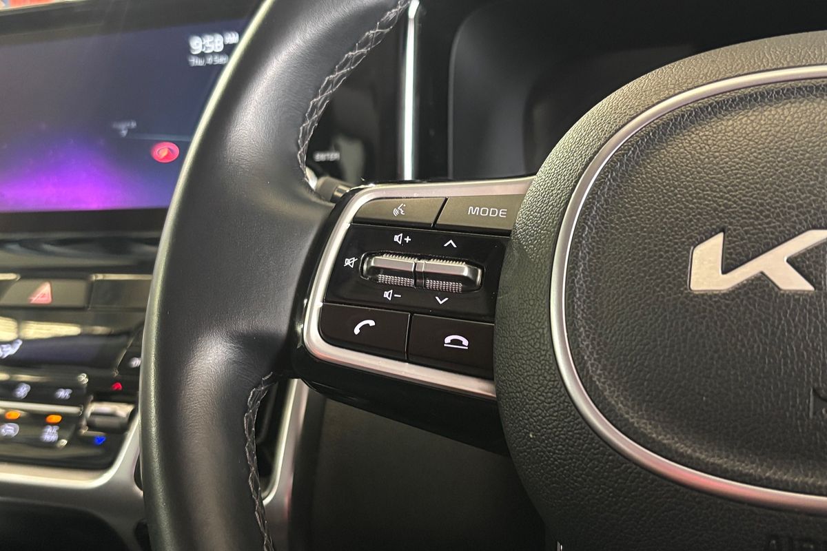 2022 Kia Sorento Sport MQ4