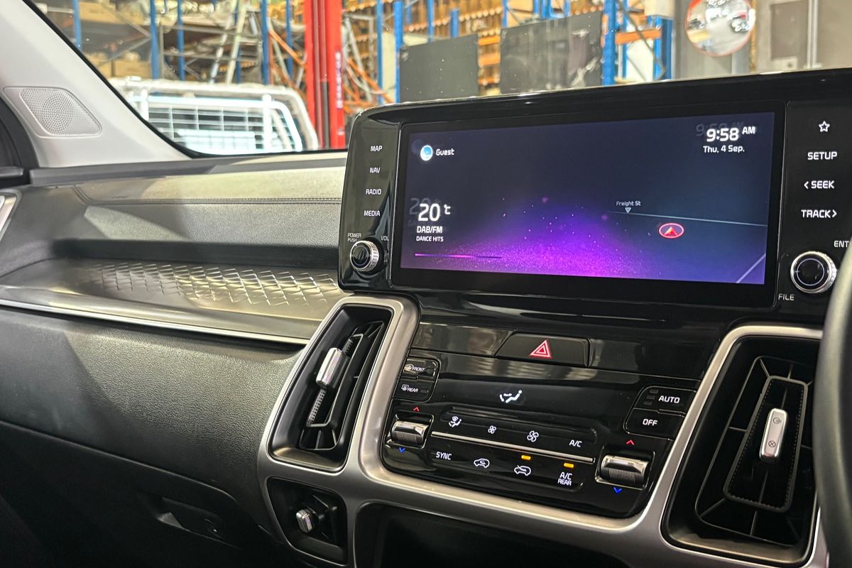 2022 Kia Sorento Sport MQ4