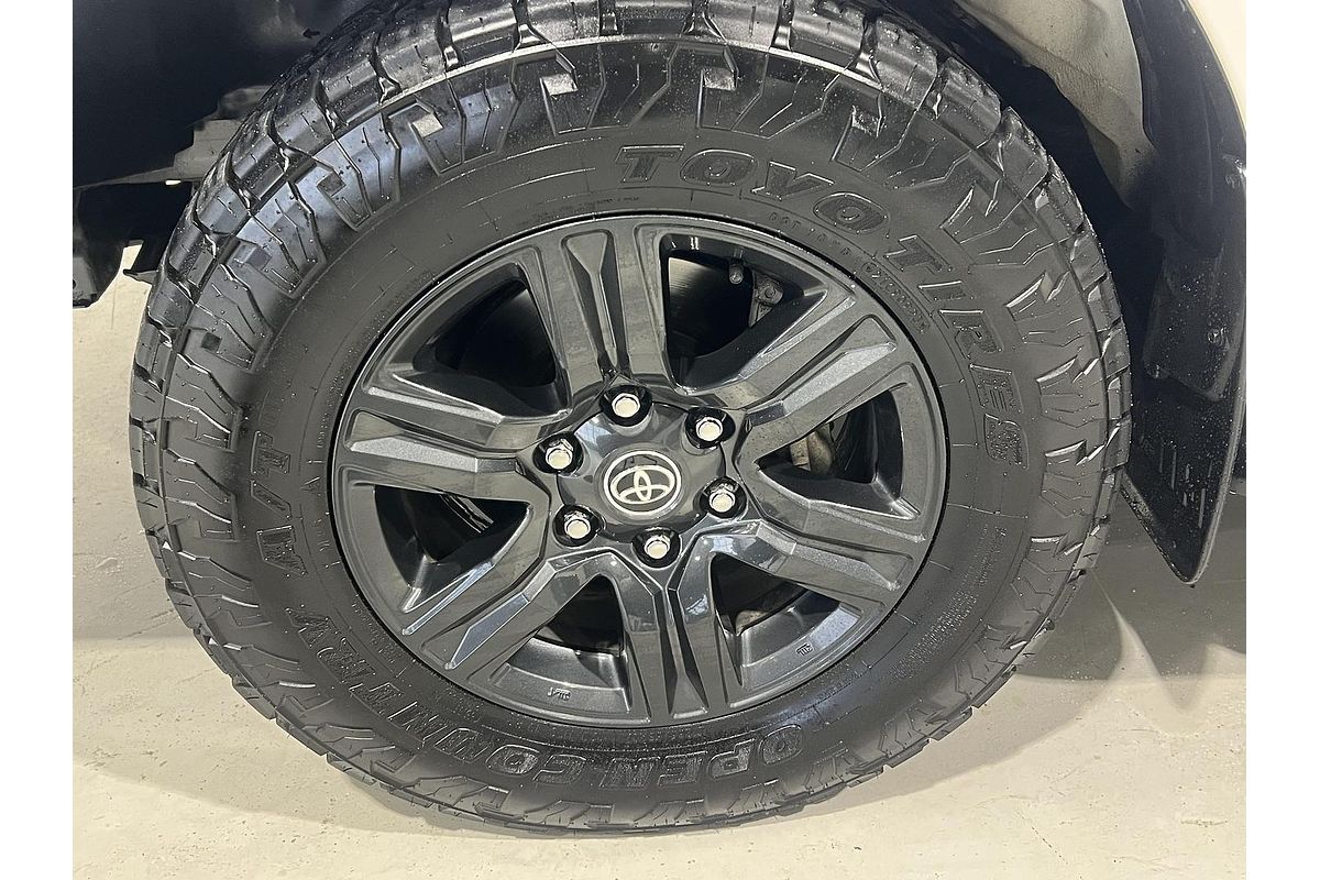 2021 Toyota Hilux SR GUN126R 4X4