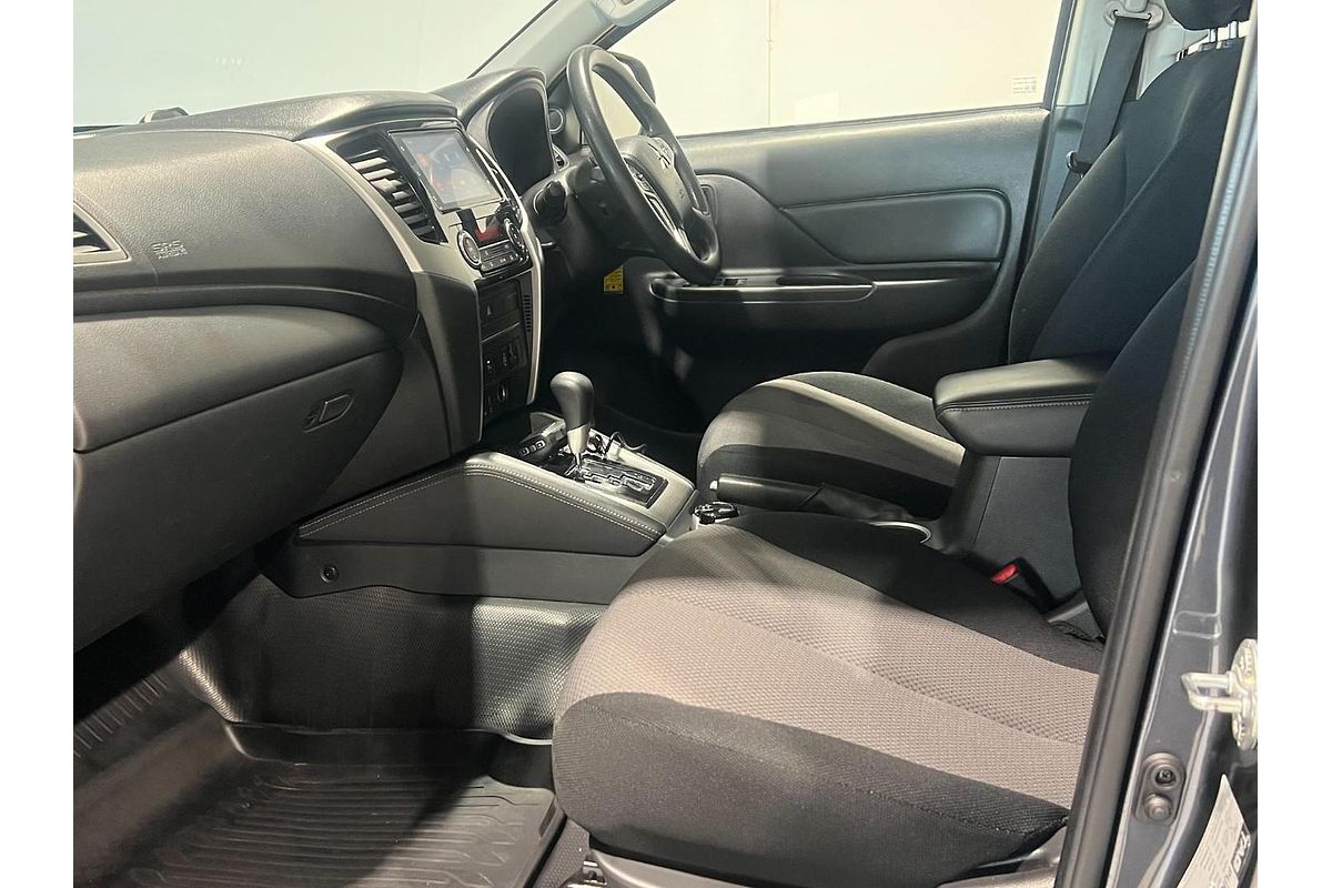 2021 Mitsubishi Triton GLX+ MR 4X4