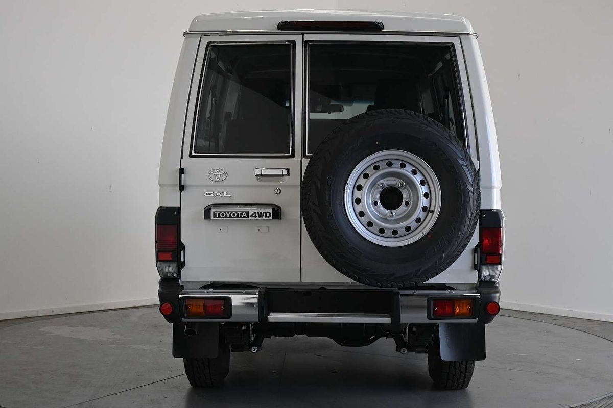2025 Toyota Landcruiser GXL