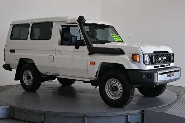 2025 Toyota Landcruiser GXL