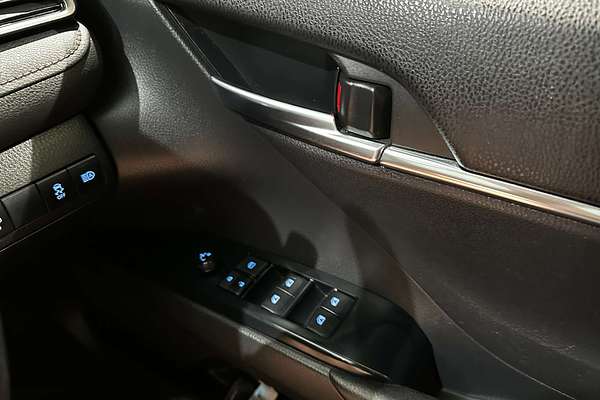 2020 Toyota Camry Ascent Sport AXVH71R