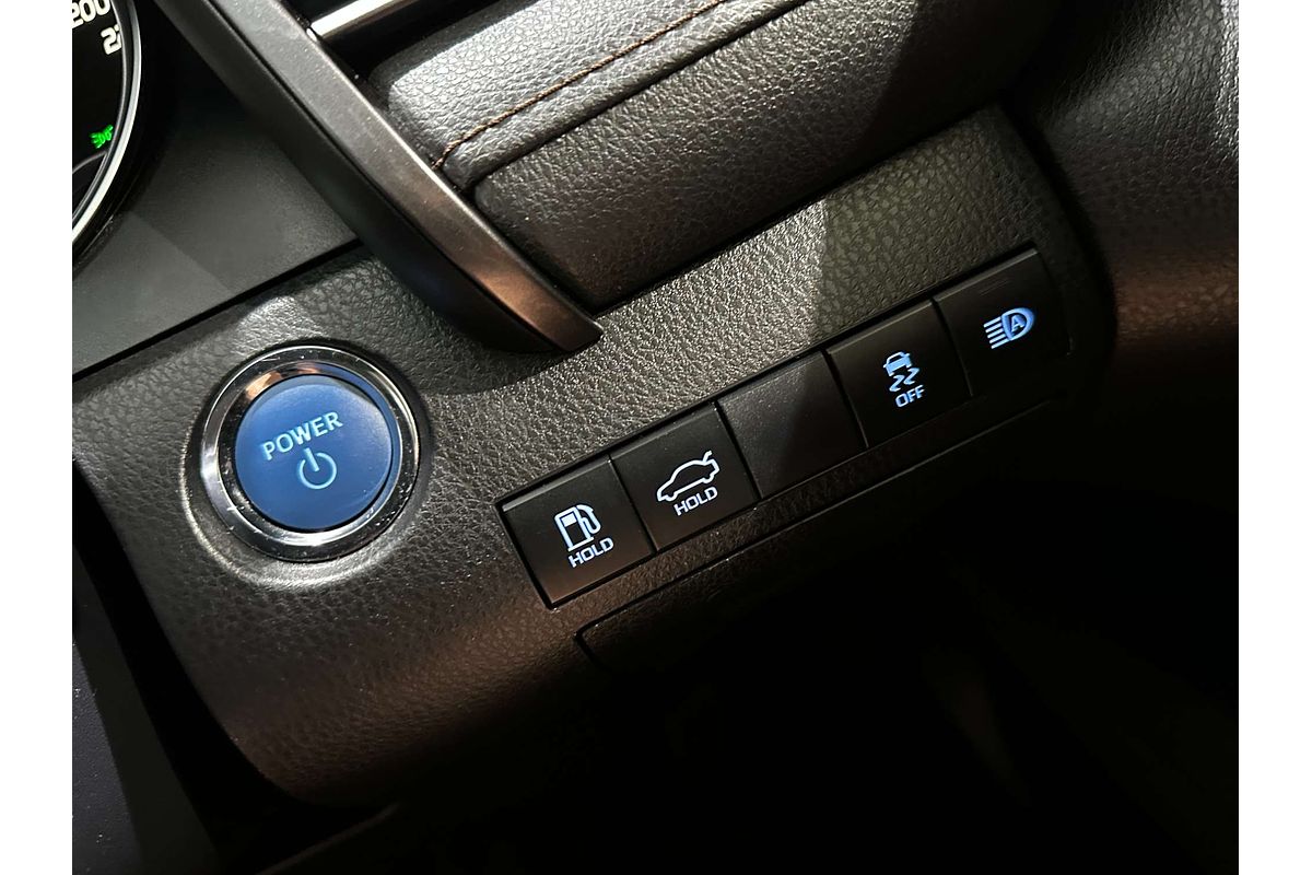 2020 Toyota Camry Ascent Sport AXVH71R