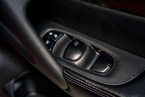2015 Nissan X-TRAIL ST T32
