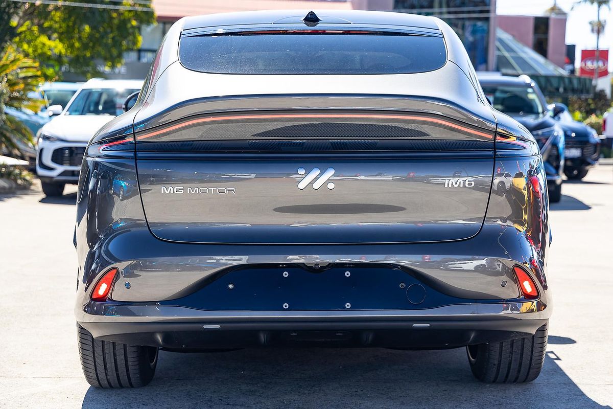 2025 MG IM6 Performance S12L