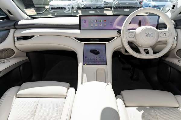 2025 MG IM6 Performance S12L