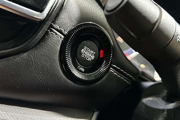 2023 Jeep Compass S-Limited M6