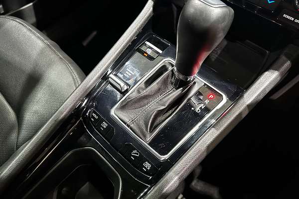 2023 Jeep Compass S-Limited M6