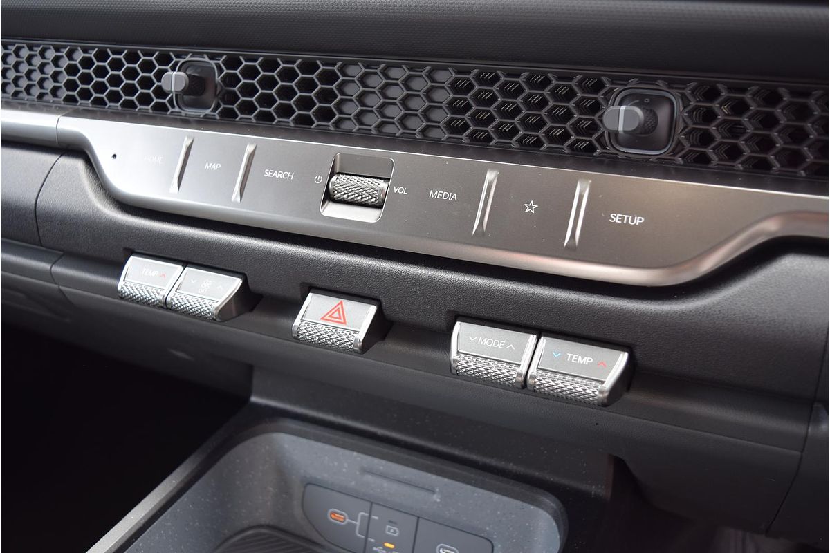 2025 Kia Tasman SX TK 4X4