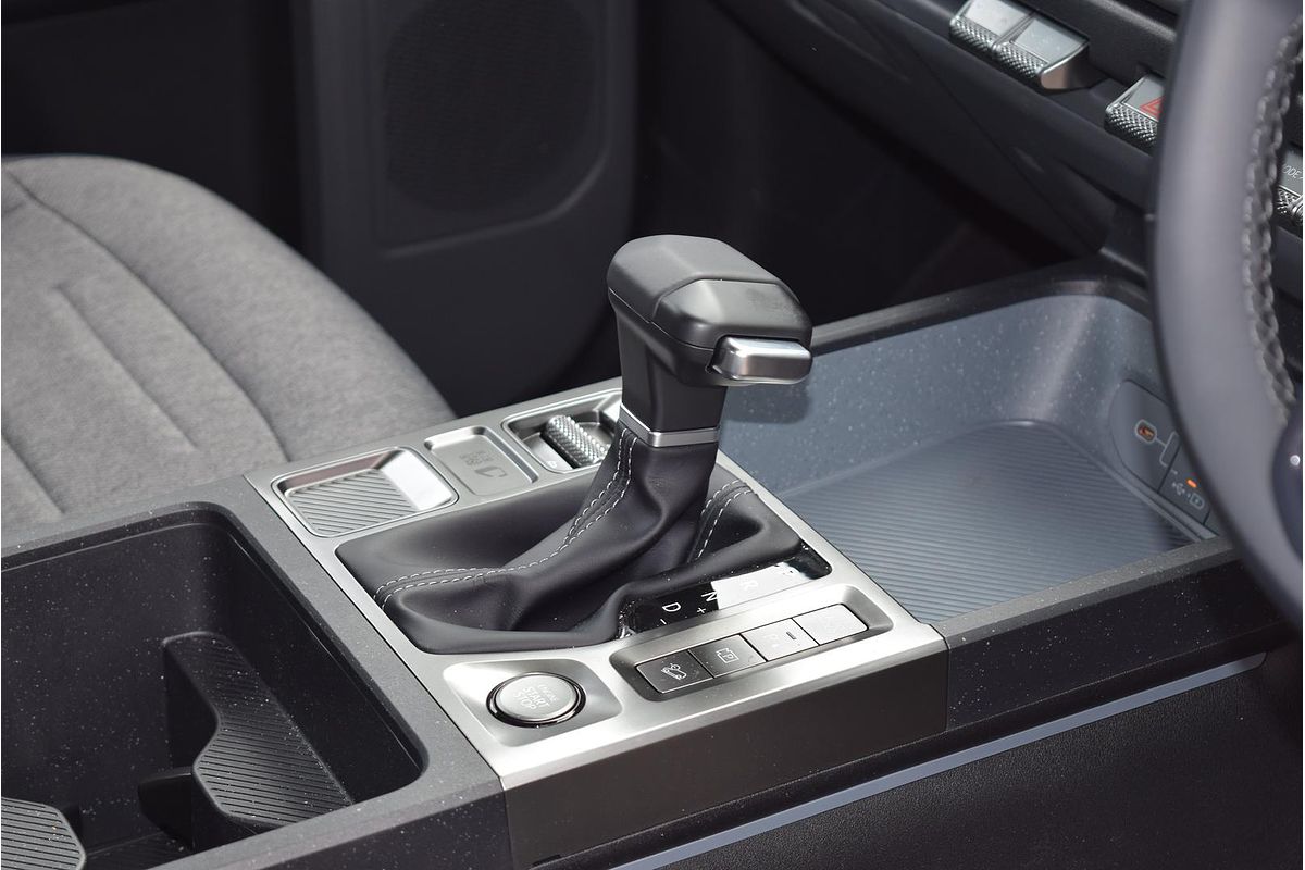 2025 Kia Tasman SX TK 4X4