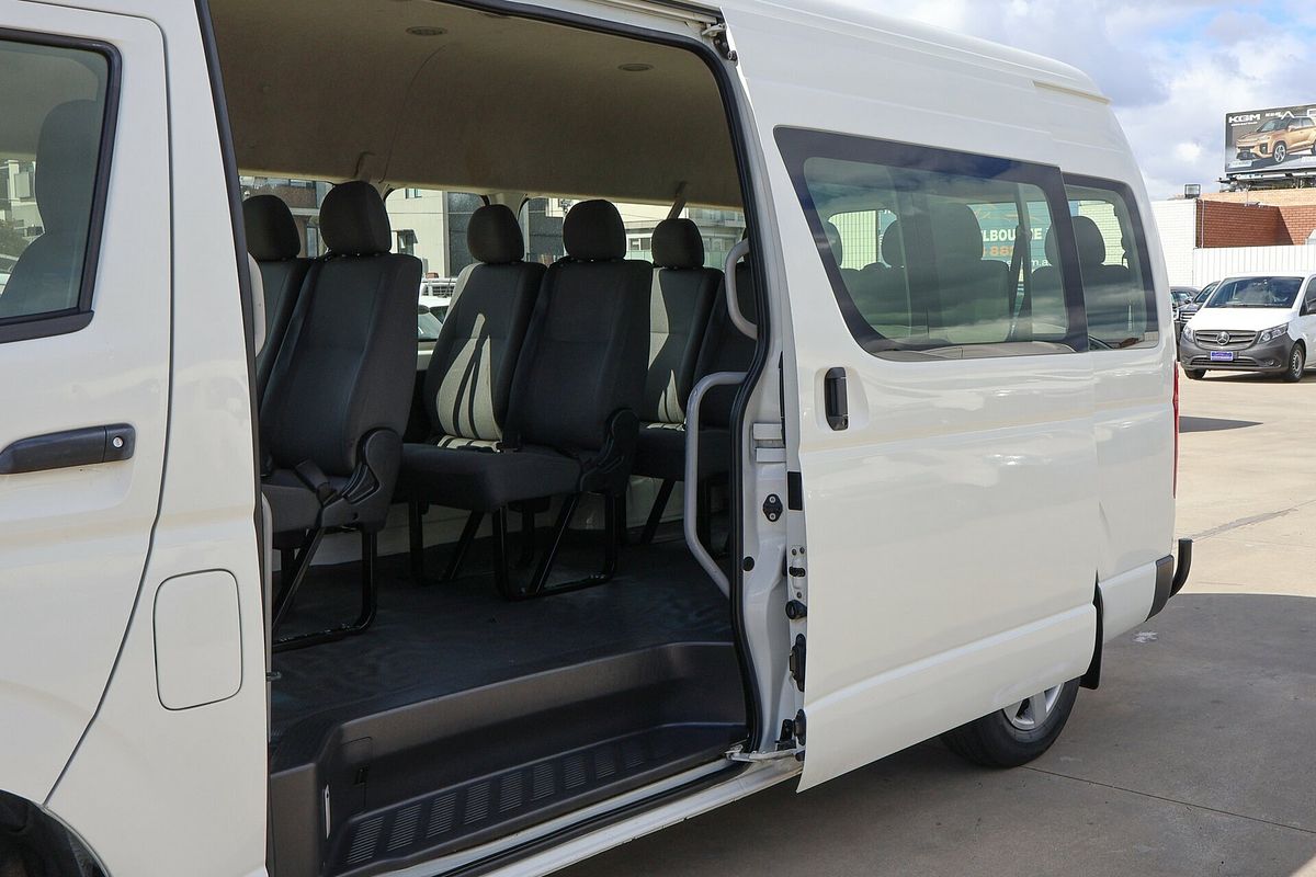 2016 Toyota Hiace Commuter TRH223R