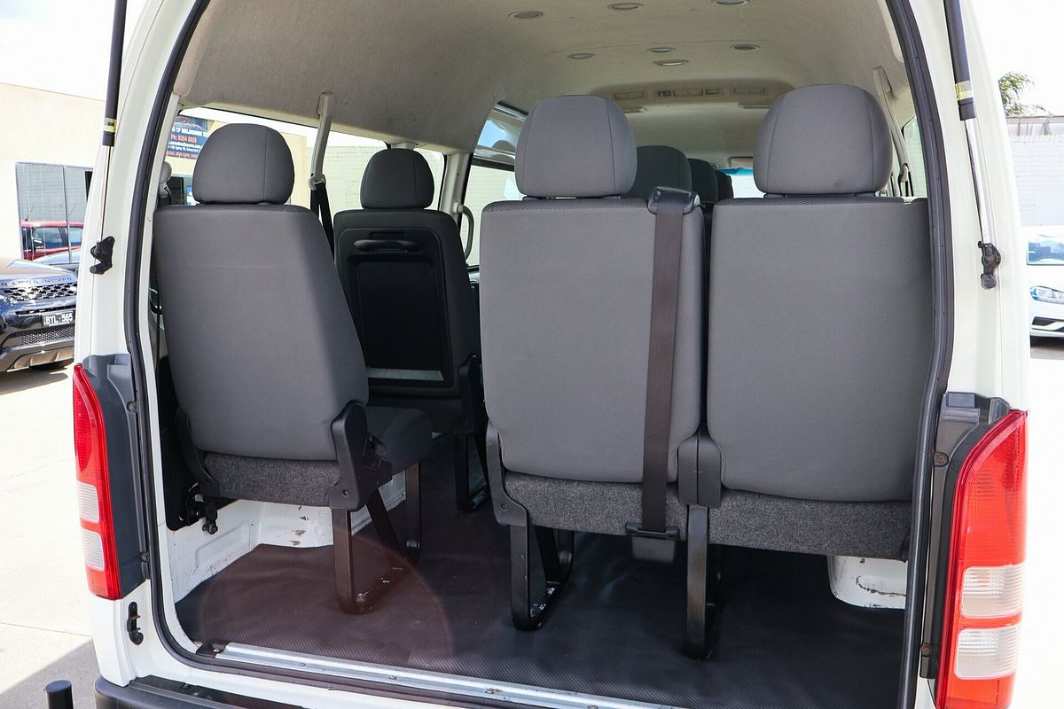 2016 Toyota Hiace Commuter TRH223R