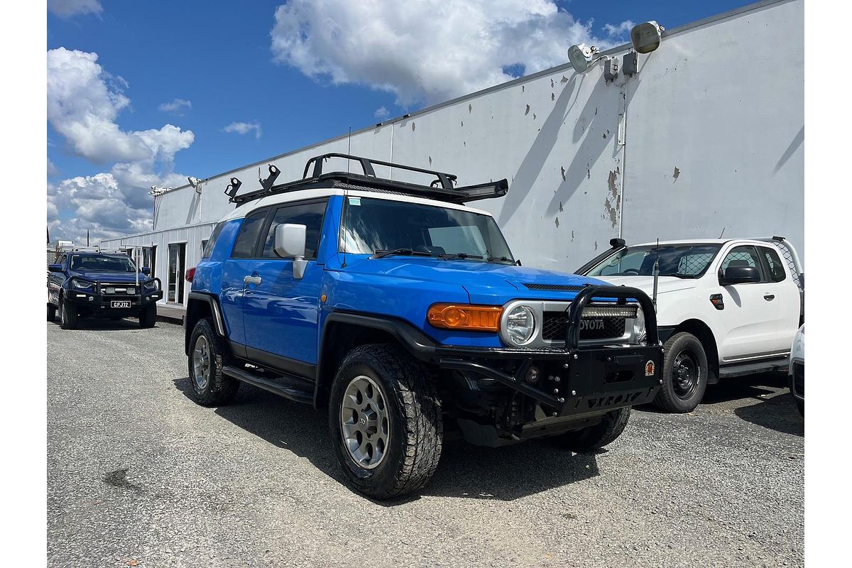 2012 Toyota FJ Cruiser GSJ15R