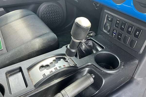 2012 Toyota FJ Cruiser GSJ15R