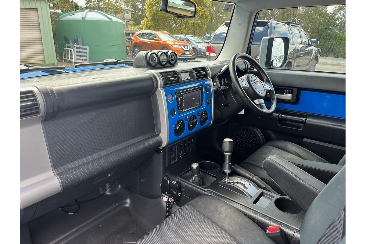 2012 Toyota FJ Cruiser GSJ15R
