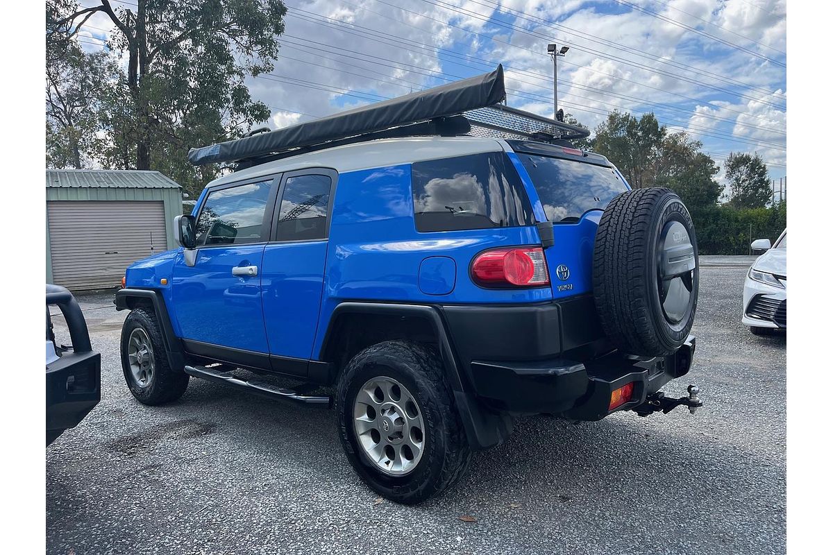 2012 Toyota FJ Cruiser GSJ15R