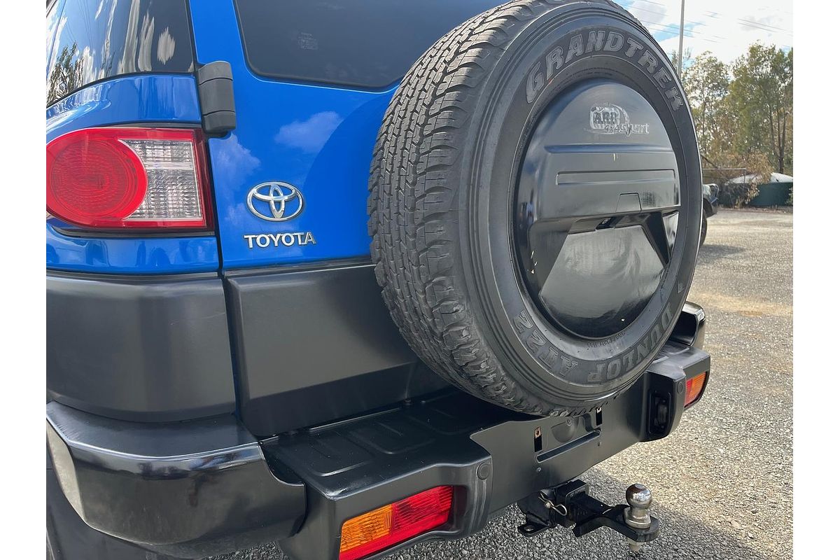2012 Toyota FJ Cruiser GSJ15R