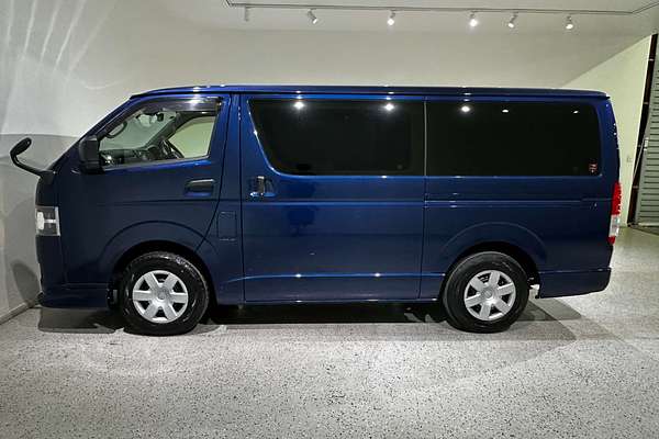 2021 Toyota Hiace TRH200V