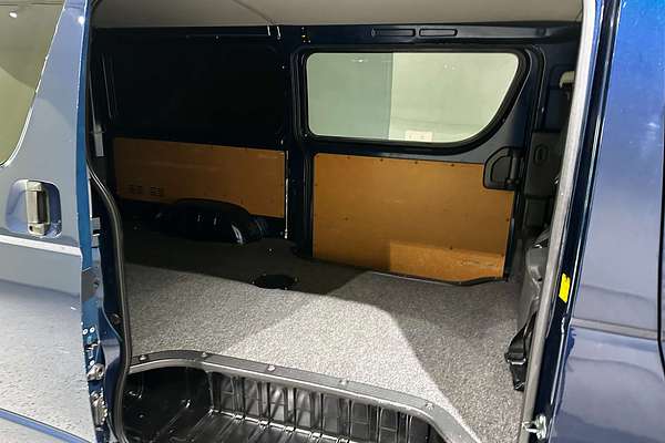 2021 Toyota Hiace TRH200V