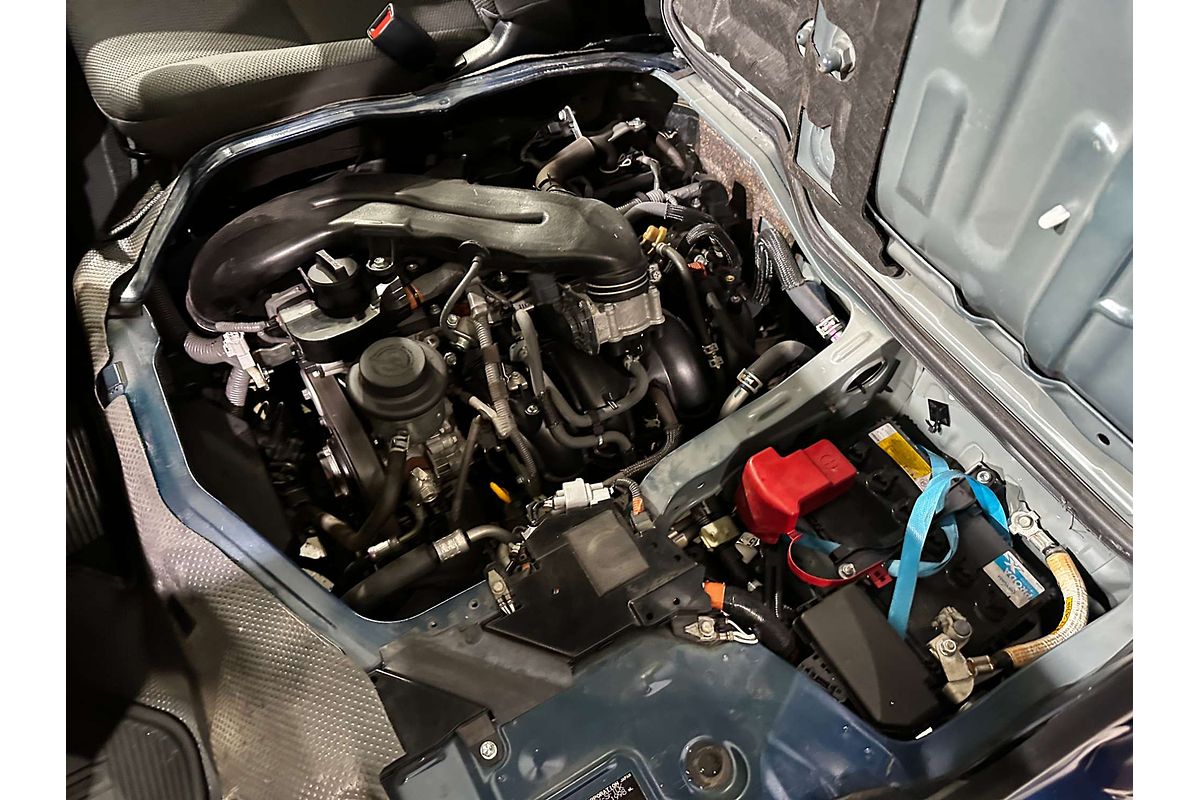 2021 Toyota Hiace TRH200V