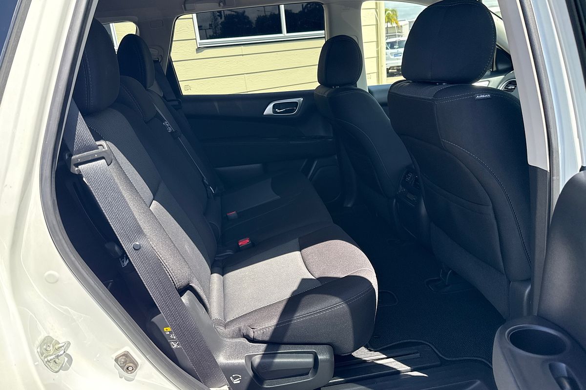 2017 Nissan Pathfinder ST R52 Series II