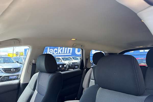 2017 Nissan Pathfinder ST R52 Series II