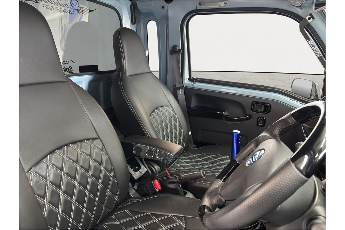 2016 Daihatsu Hijet Jumbo 4WD