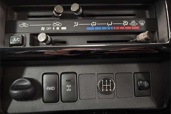 2016 Daihatsu Hijet Jumbo 4WD