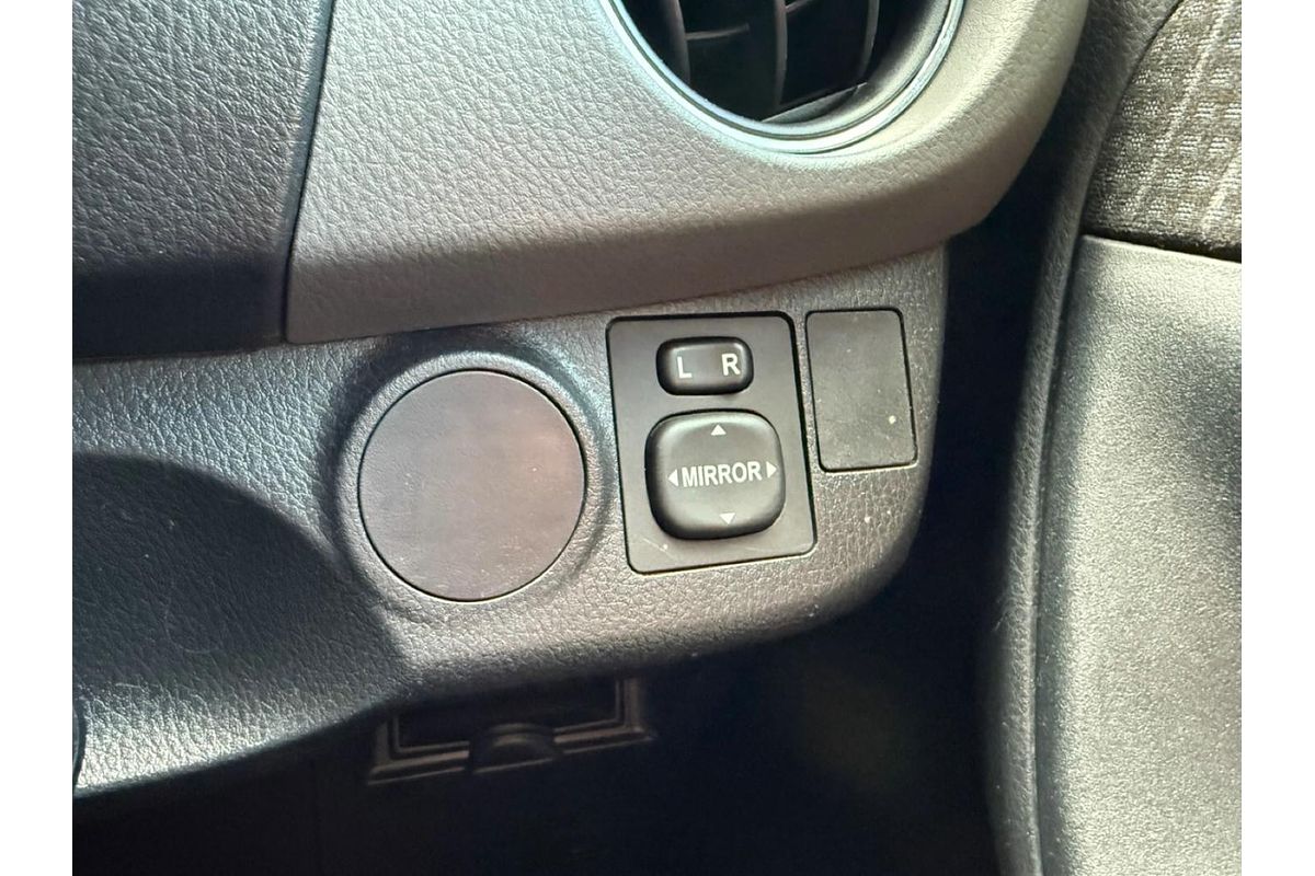 2014 Toyota Yaris SX NCP131R