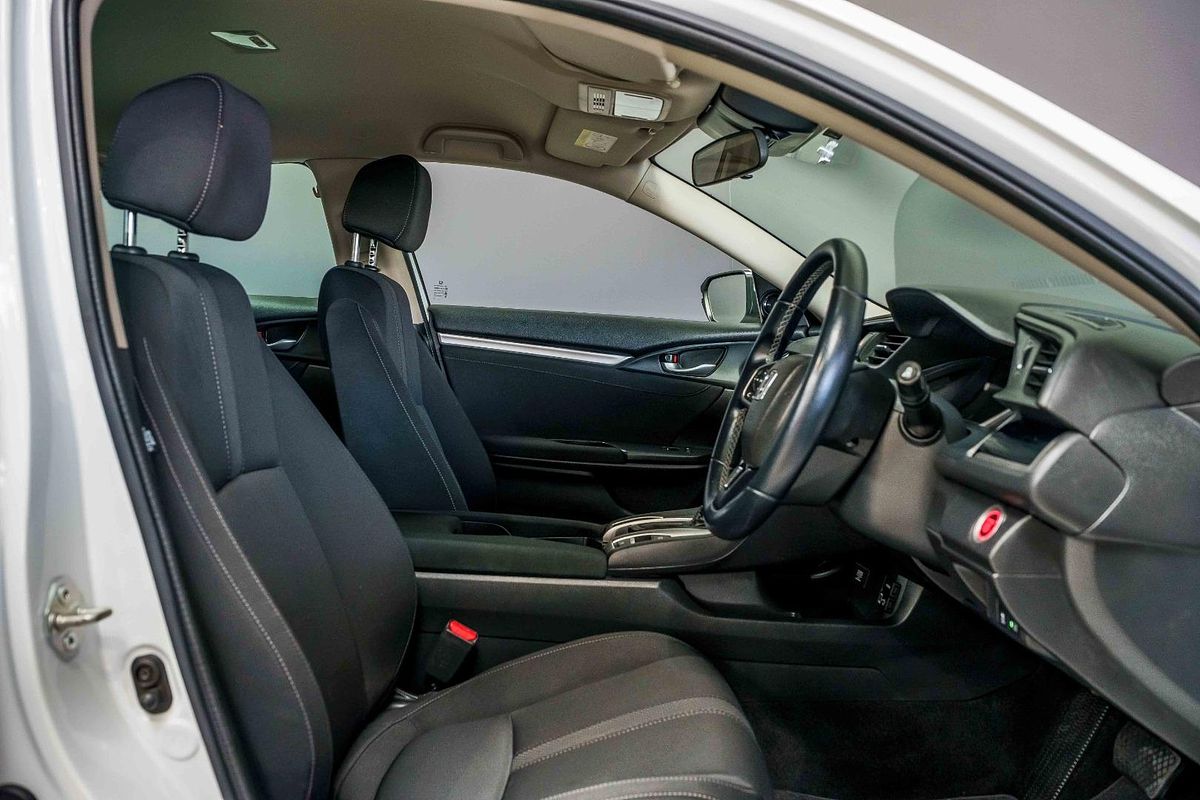 2020 Honda Civic VTi-L 10th Gen