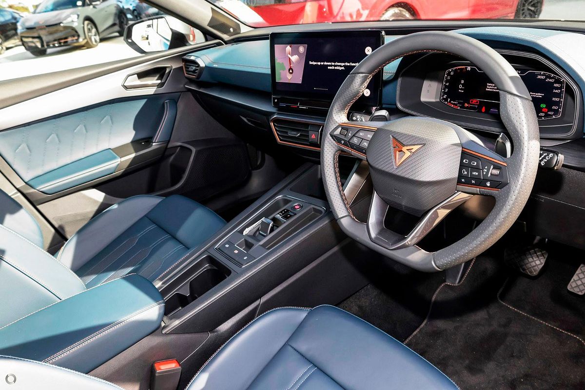 2024 CUPRA Leon V Tribe Edition KL