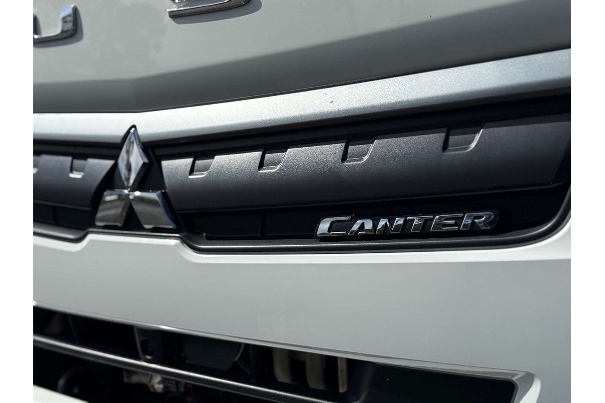 2023 Fuso Canter 615 SWB