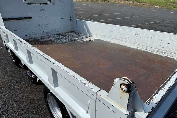 2023 Fuso Canter 615 SWB