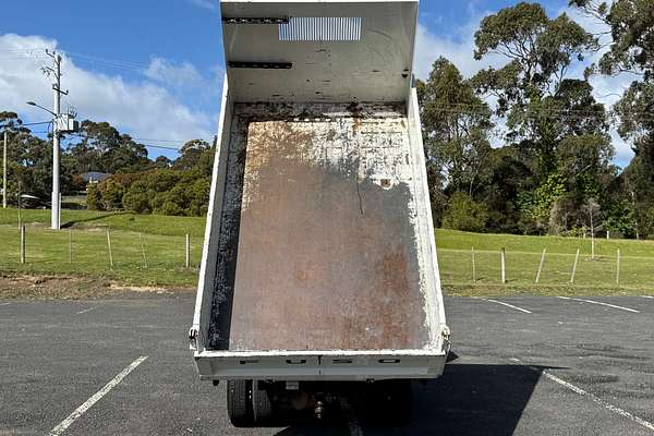 2023 Fuso Canter 615 SWB