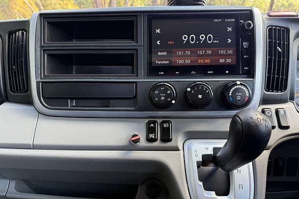 2023 Fuso Canter 615 SWB