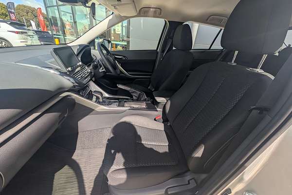 2024 Mitsubishi Eclipse Cross ES YB