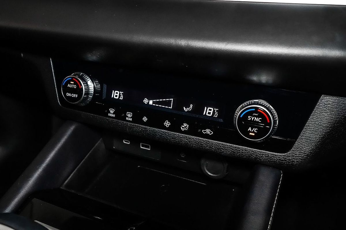 2024 Mitsubishi Outlander LS ZM