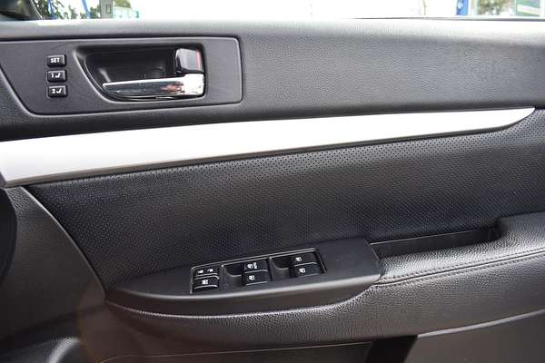 2013 Subaru Outback 2.5i 4GEN